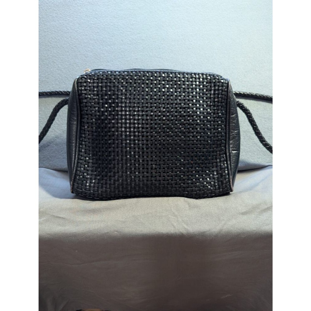 Vintage Medallion Woven Leather Crossbody Bag Black Braided Minimalist Purse